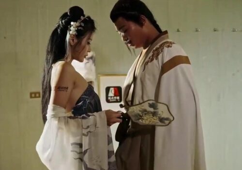 moi-tinh-ngoai-truyen-tam-quoc-lo-tuc-va-ton-thuong-huong